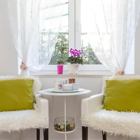 For All Seasons Gæstehus 4*