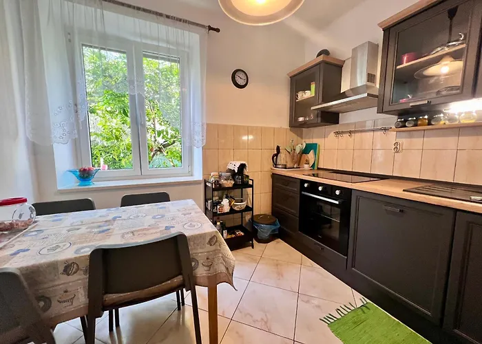 For All Seasons 招待所