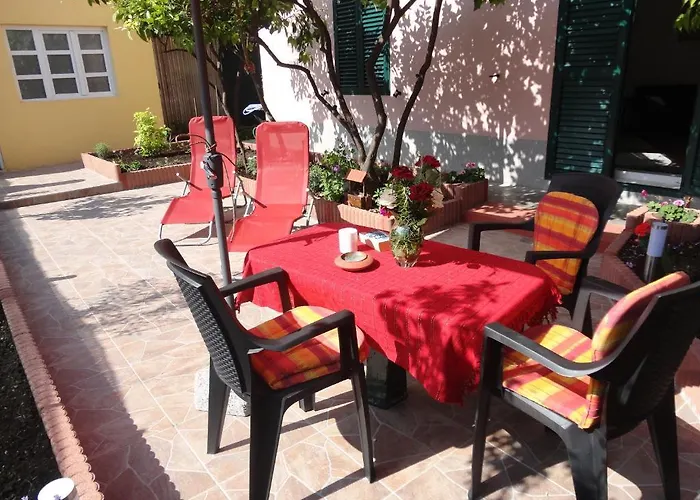 For All Seasons 招待所 4*