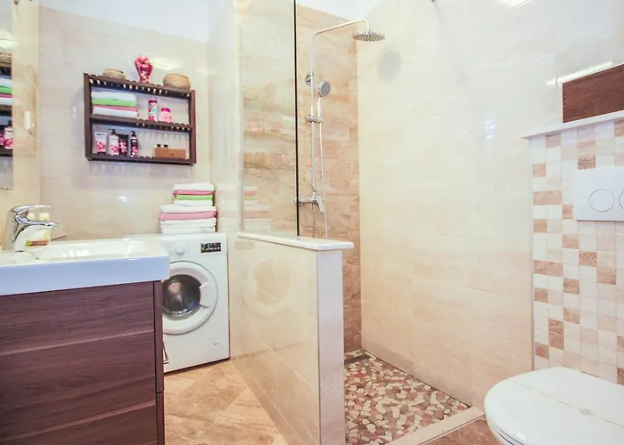 招待所 For All Seasons 斯普利特