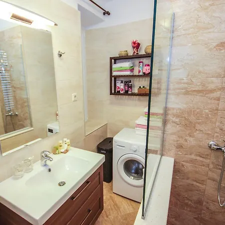 For All Seasons 招待所 4*