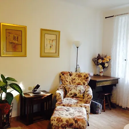 Гостьовий будинок For All Seasons 4*